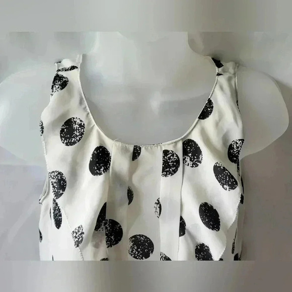 ELLE Black and white polka dot sleeveless Rugfle Chiffon blouse, Size Small - Picture 4 of 8